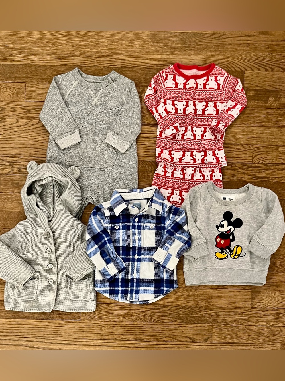 Baby GAP Boys Size 12–18 Months Winter Tops Bundle PJs Sweaters & more